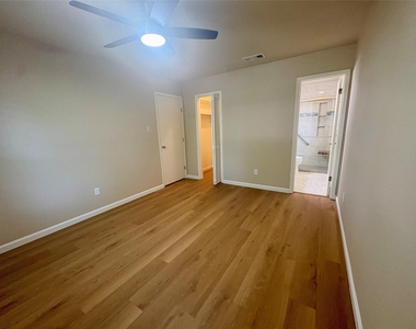 2512 Baxter Dr - Photo Thumbnail 19