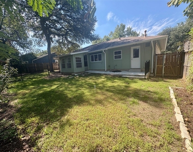 2512 Baxter Dr - Photo Thumbnail 29
