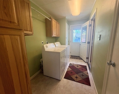 2512 Baxter Dr - Photo Thumbnail 9
