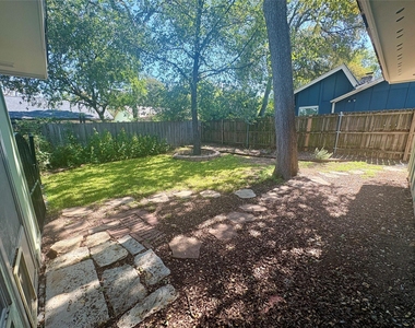 2512 Baxter Dr - Photo Thumbnail 21