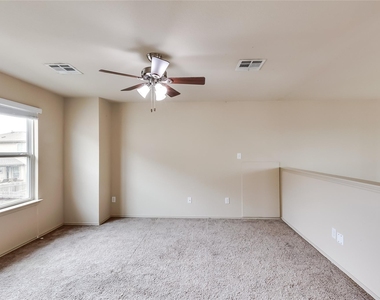 125 Wedgewood Way - Photo Thumbnail 19