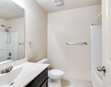 125 Wedgewood Way - Photo Thumbnail 22