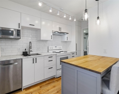 3115 Helms St - Photo Thumbnail 2