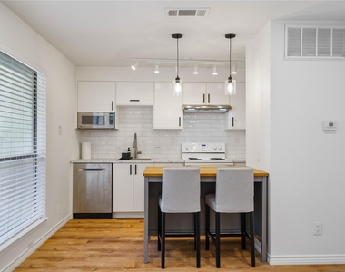 3115 Helms St - Photo Thumbnail 1