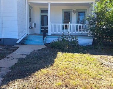 105 Davis Dr - Photo Thumbnail 5