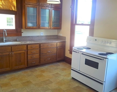 105 Davis Dr - Photo Thumbnail 4