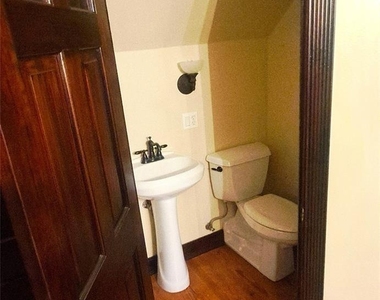 105 Davis Dr - Photo Thumbnail 8