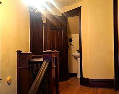 105 Davis Dr - Photo Thumbnail 7