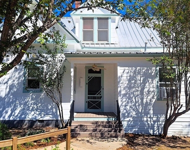 105 Davis Dr - Photo Thumbnail 1