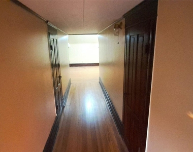 105 Davis Dr - Photo Thumbnail 12