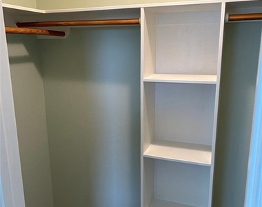 29 Wood Glen Dr - Photo Thumbnail 20