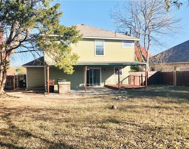 2305 S Crossing Dr - Photo Thumbnail 21