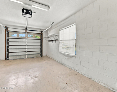 12 Emmons Lane - Photo Thumbnail 23