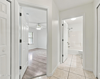 12 Emmons Lane - Photo Thumbnail 18