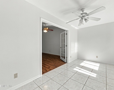 12 Emmons Lane - Photo Thumbnail 28