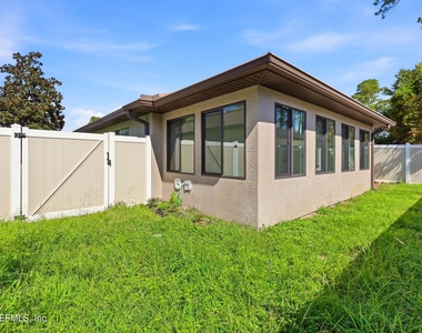 12 Emmons Lane - Photo Thumbnail 34