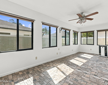 12 Emmons Lane - Photo Thumbnail 30