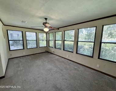1692 E Holly Oaks Lake Road E - Photo Thumbnail 15