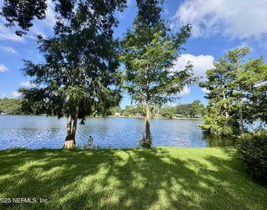 1692 E Holly Oaks Lake Road E - Photo Thumbnail 27
