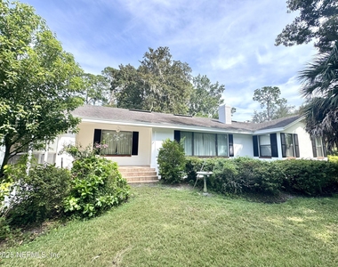 1692 E Holly Oaks Lake Road E - Photo Thumbnail 21