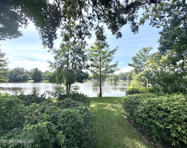1692 E Holly Oaks Lake Road E - Photo Thumbnail 18