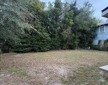 419 King Street - Photo Thumbnail 12