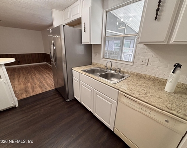 10911 Merrywood Drive - Photo Thumbnail 21