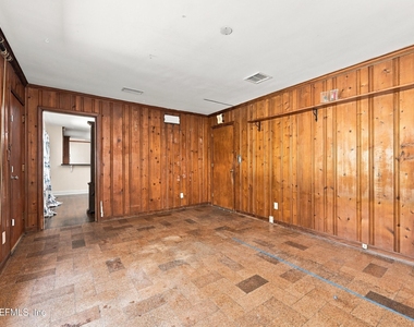 955 Waterman Road S - Photo Thumbnail 18