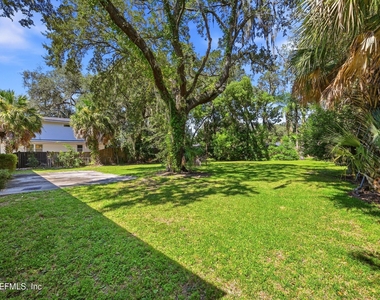 955 Waterman Road S - Photo Thumbnail 20