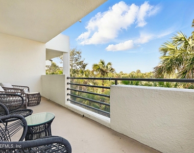 746 Spinnakers Reach Drive - Photo Thumbnail 8