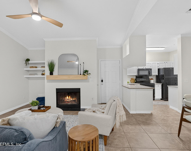 160 Veracruz Drive - Photo Thumbnail 3