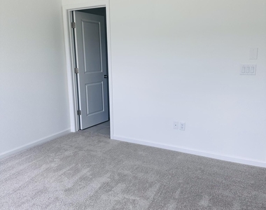 51 Fieldfare Lane - Photo Thumbnail 23
