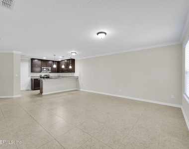 452 Walnut Drive - Photo Thumbnail 13
