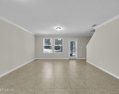 452 Walnut Drive - Photo Thumbnail 11