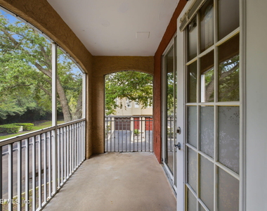 10075 N Gate Parkway N - Photo Thumbnail 2