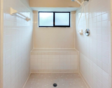2284 Destine Lane - Photo Thumbnail 13