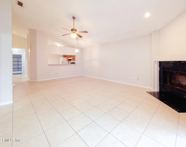 2284 Destine Lane - Photo Thumbnail 8