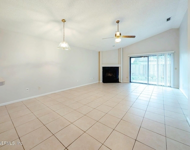2284 Destine Lane - Photo Thumbnail 9