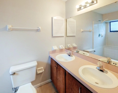 2284 Destine Lane - Photo Thumbnail 12
