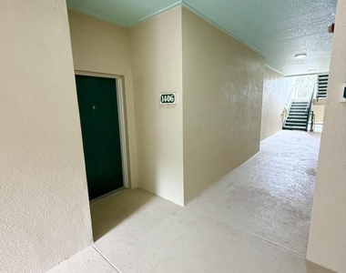 8601 Beach Boulevard - Photo Thumbnail 4