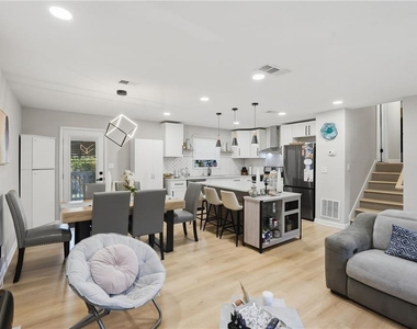 3316 Alcazar Drive Sw - Photo Thumbnail 8