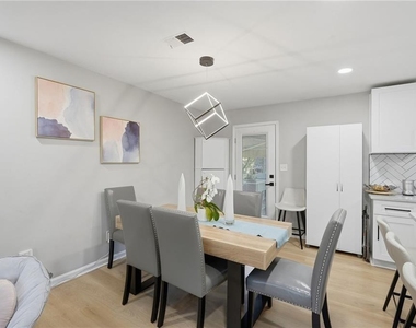 3316 Alcazar Drive Sw - Photo Thumbnail 9