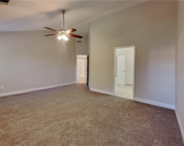 3998 Duncan Ives Drive - Photo Thumbnail 8