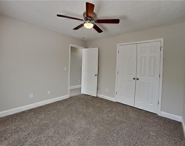 3998 Duncan Ives Drive - Photo Thumbnail 10
