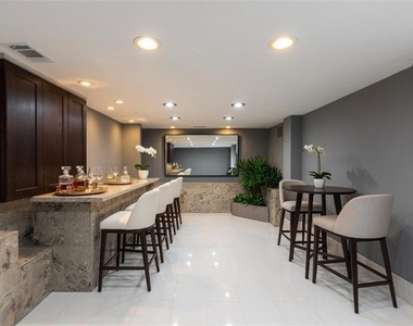 212 Kings - Photo Thumbnail 94