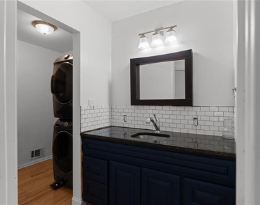 212 Kings - Photo Thumbnail 113