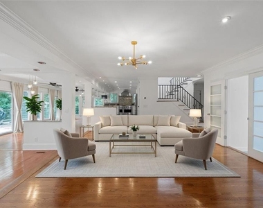 212 Kings - Photo Thumbnail 29