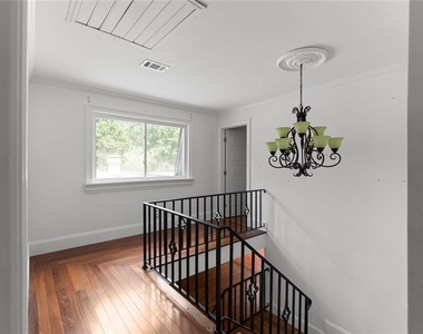 212 Kings - Photo Thumbnail 57