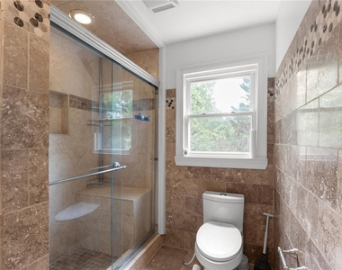 212 Kings - Photo Thumbnail 69