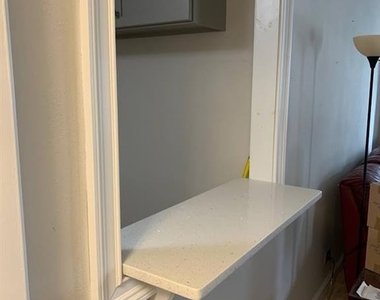 300 Peachtree Street Ne - Photo Thumbnail 7